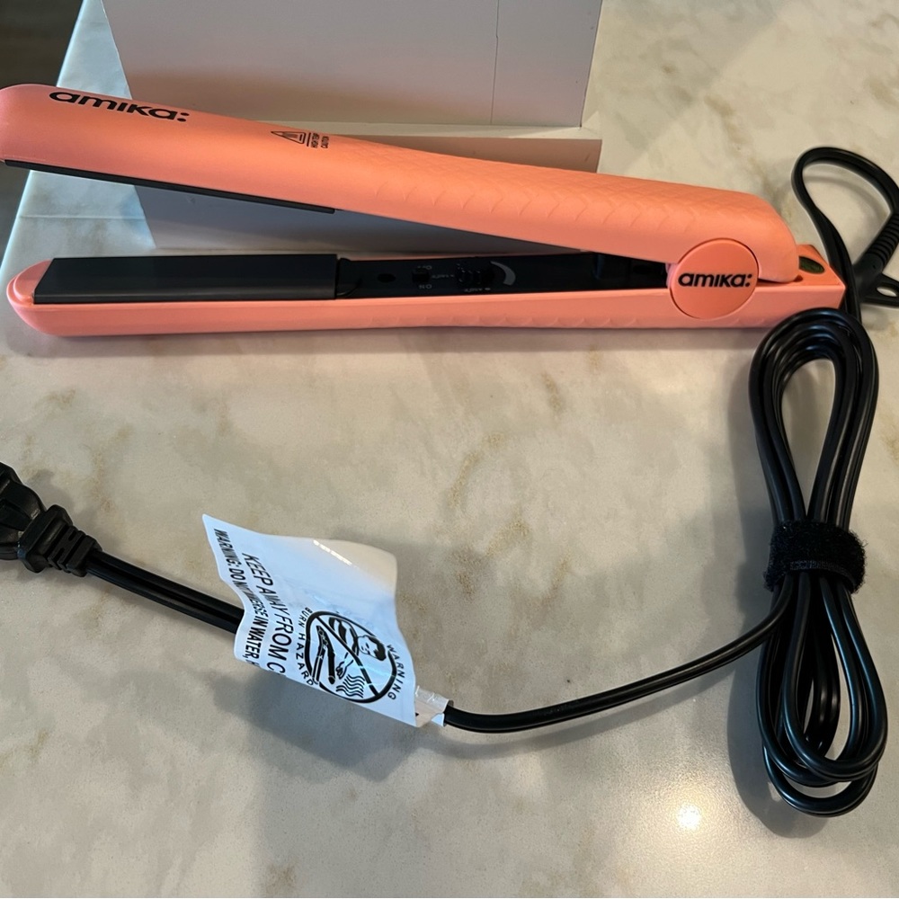 Flat iron  never used